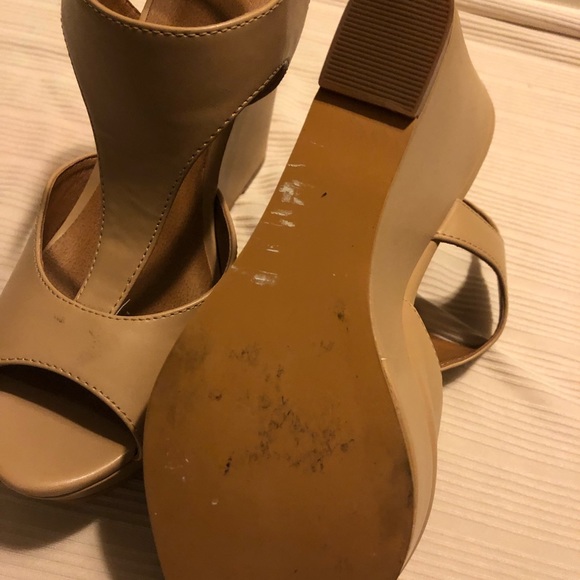 BP Tan Heels - Picture 2 of 5